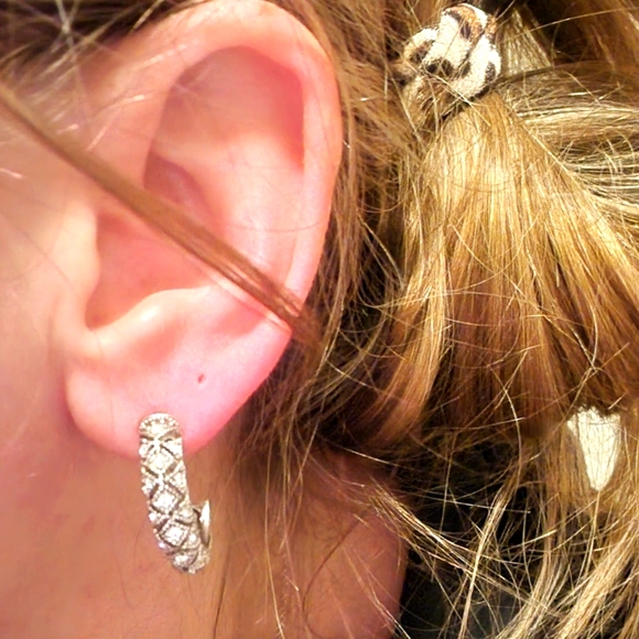 💥2/$35💥 Sterling Cluster Pave Marcasite Hoop Earrings - Picture 2 of 6